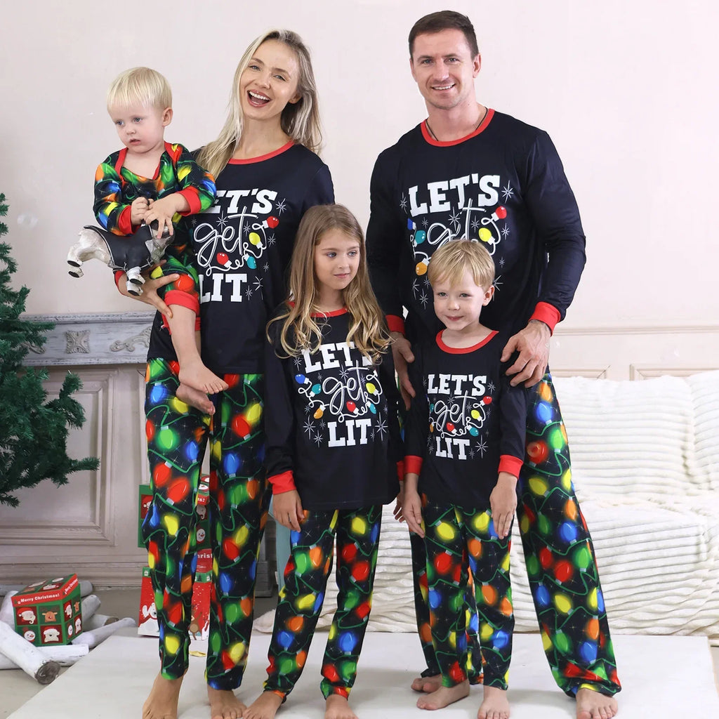 Pijamas de Natal Combinados para Toda  A Familia - Adultos, Crianças e Bebés